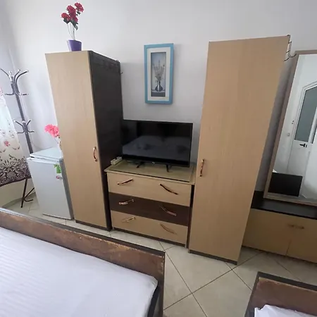 Denis *
